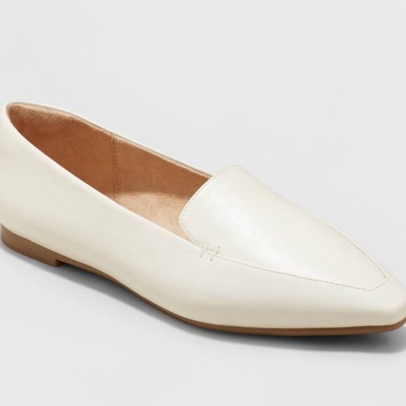 A New Day Women’s Hayes Loafer Flats Size 8 Cream Faux Leather Slip-On Shoes - Picture 2 of 4